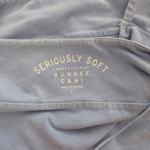 Crossover V-Neck Cropped Bungee Tank - Picture 9 of 9